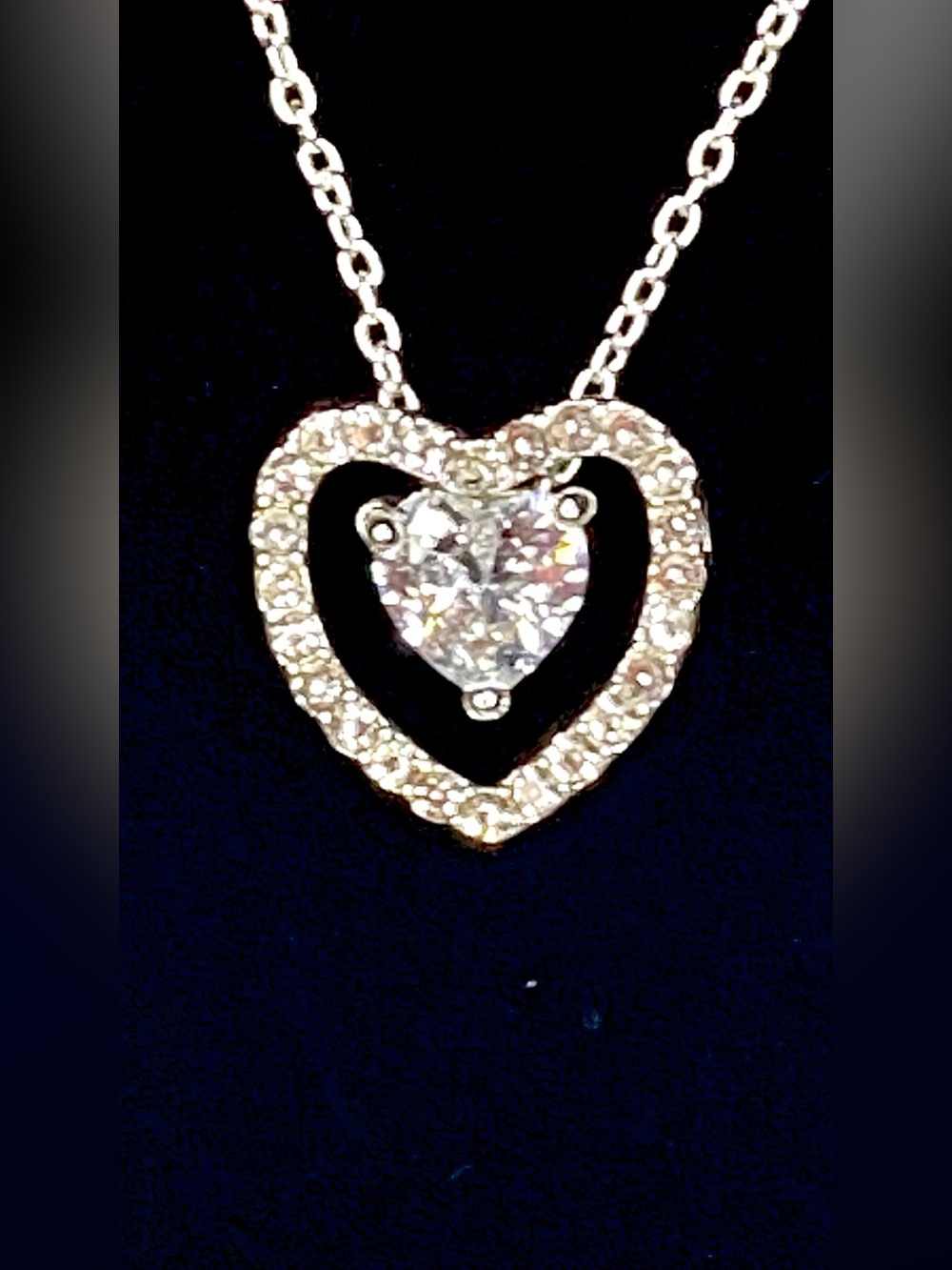 Heart Halo CZ Pendant Necklace w light box - Picture 6 of 6